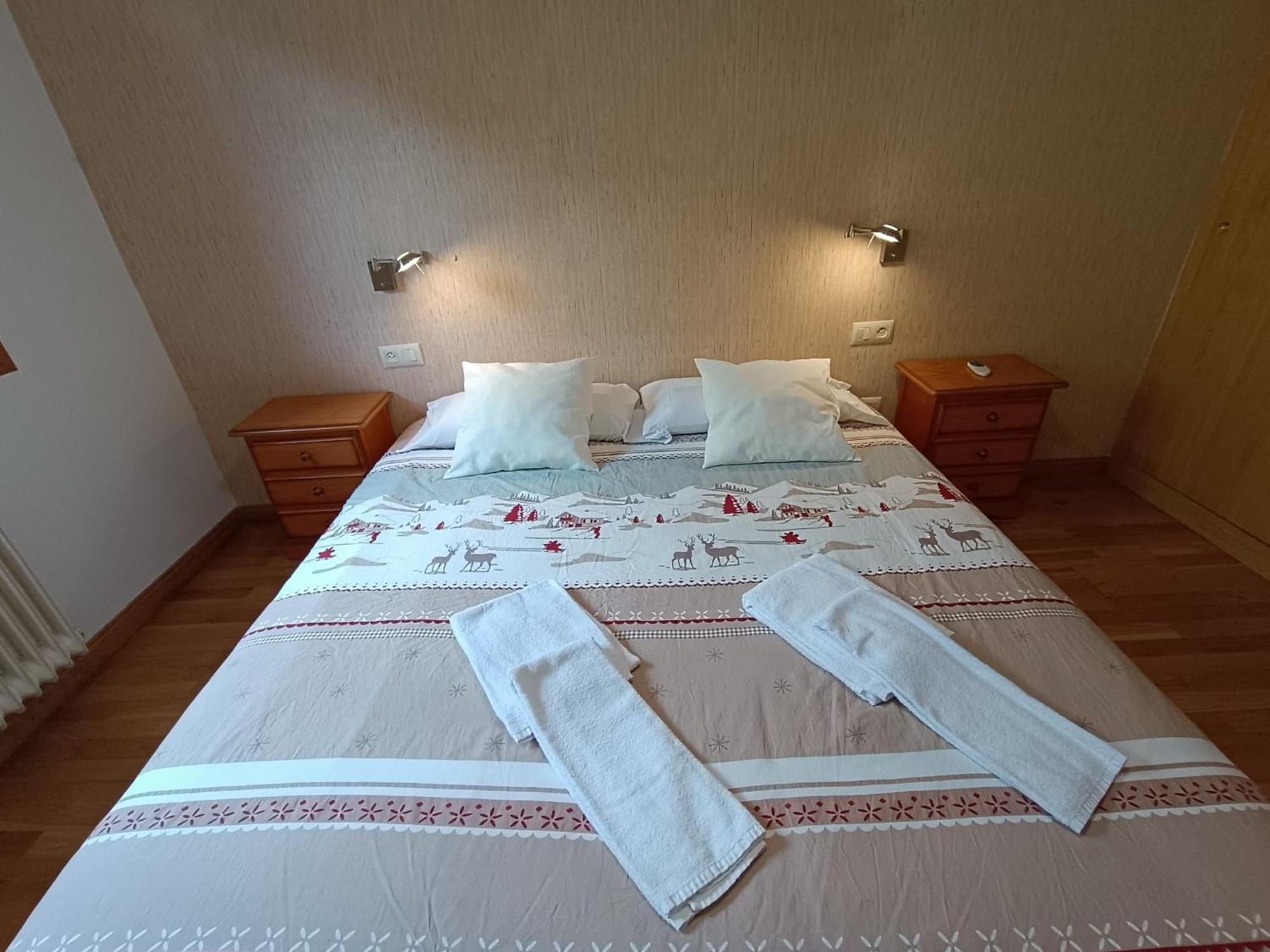 Inmocyma Montanas Magicas-Benasque Apartman Kültér fotó